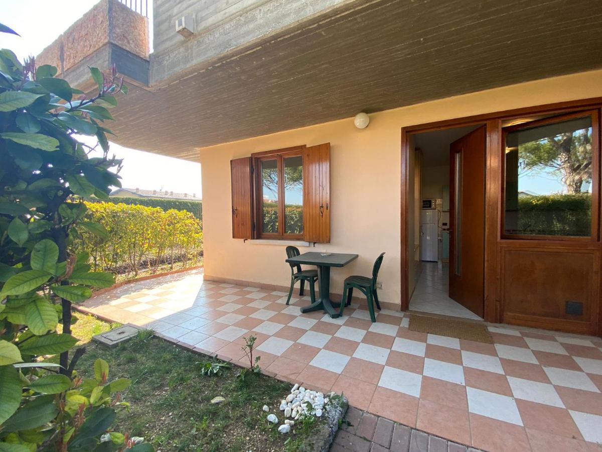 Apartment With Garden And Grill - Green Residence Sirmione Desenzano del Garda Extérieur photo