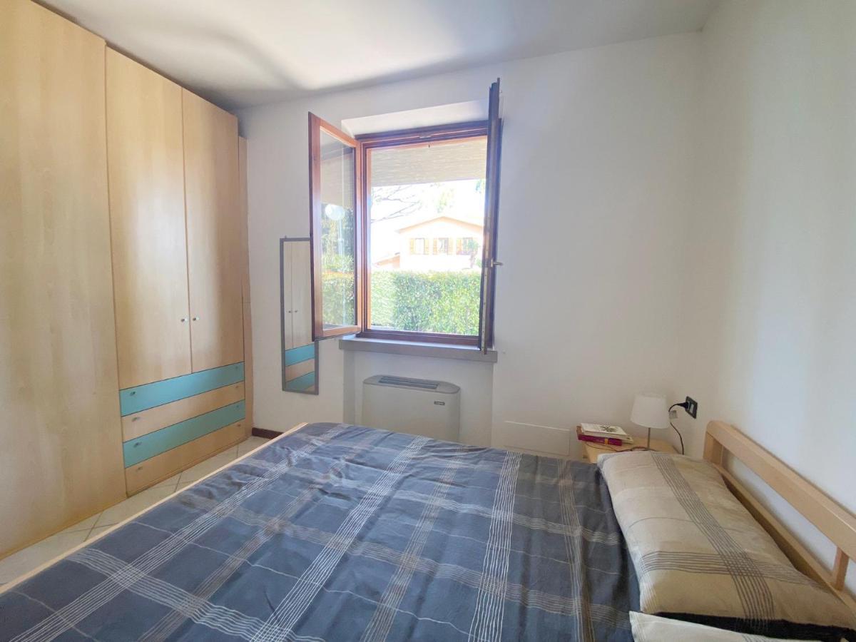 Apartment With Garden And Grill - Green Residence Sirmione Desenzano del Garda Extérieur photo