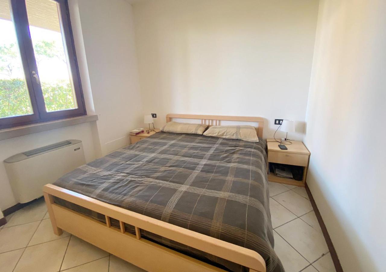 Apartment With Garden And Grill - Green Residence Sirmione Desenzano del Garda Extérieur photo