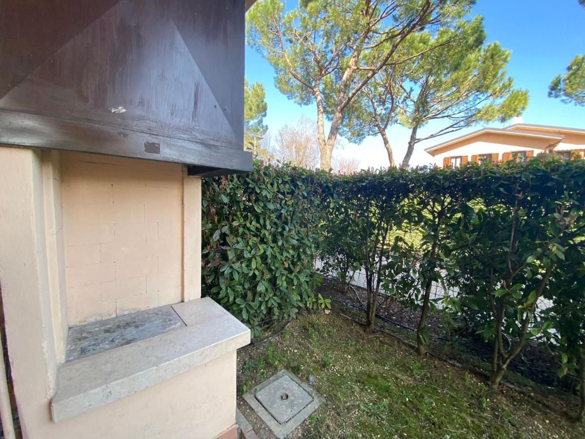 Apartment With Garden And Grill - Green Residence Sirmione Desenzano del Garda Extérieur photo