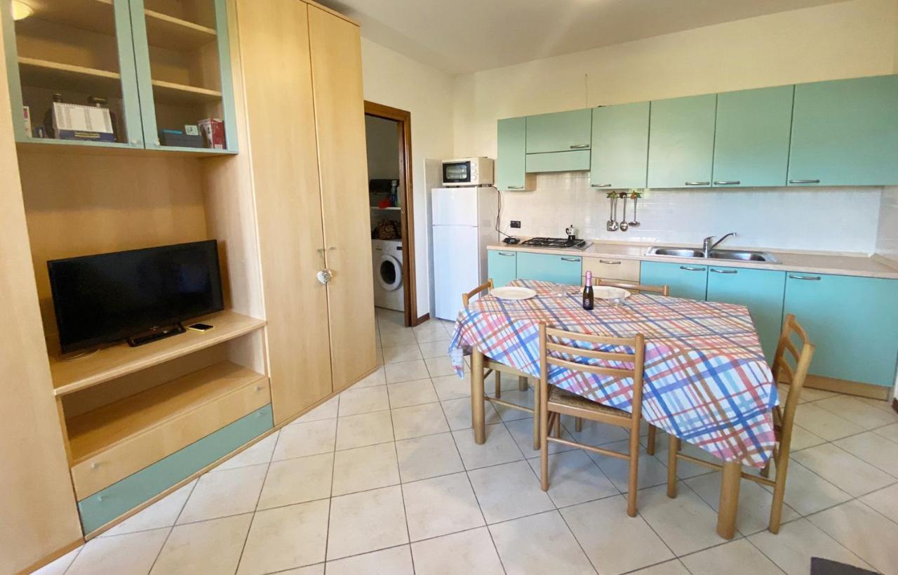 Apartment With Garden And Grill - Green Residence Sirmione Desenzano del Garda Extérieur photo